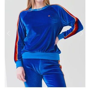 AV velour set size small